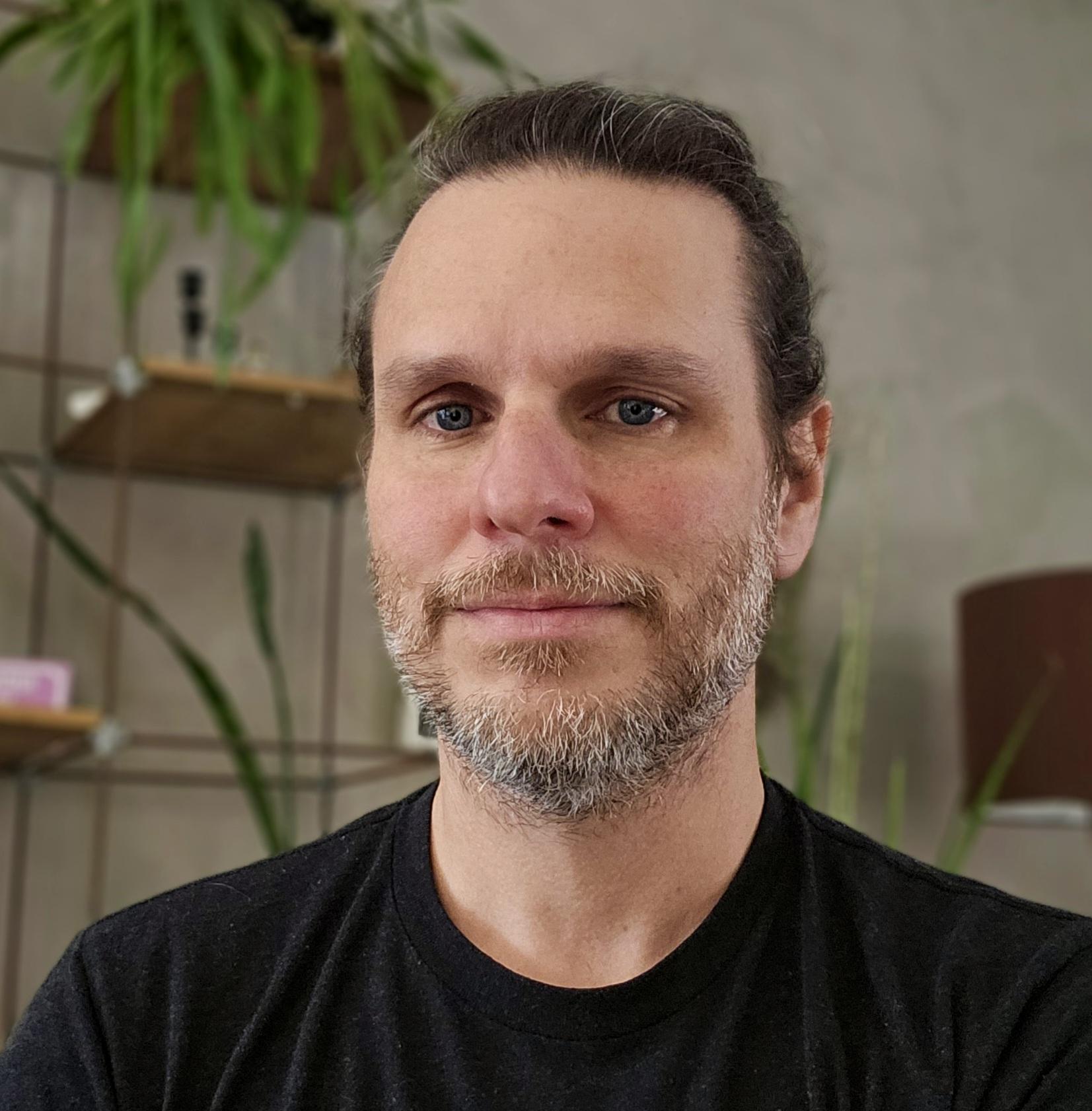 Davi Ortega — Senior Scientist